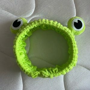 Frog headband